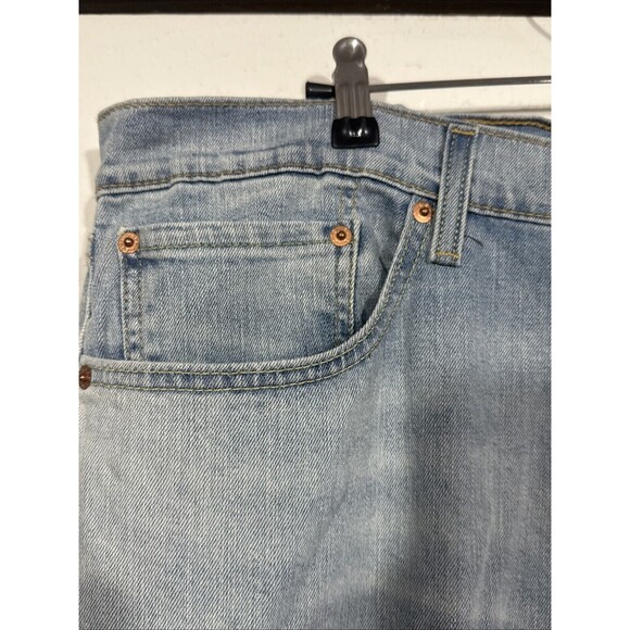 Levi’s 505 Regular Fit Straight Leg Light Wash Denim Jeans 38x30 - Picture 4 of 6